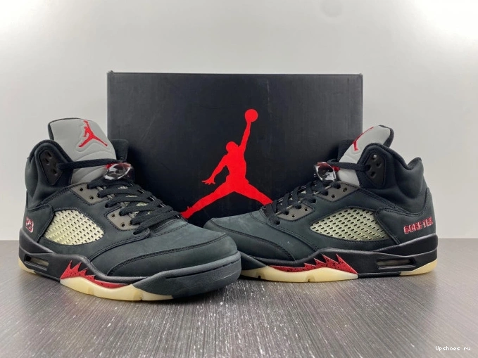 Retro Gore-Tex DR0092-001 Off-Noir Jordan 5 0410